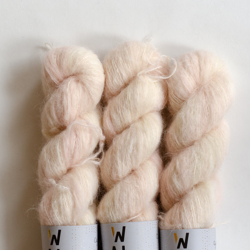 Suri Fluff &quot;Oyster&quot; - ready to ship colors