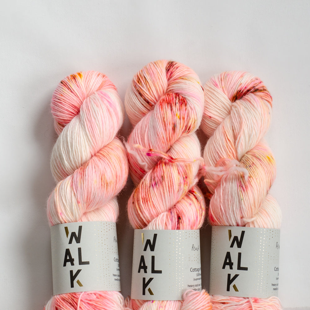 Cottage Merino &quot;Peach Pop&quot; - versandfertige Farben