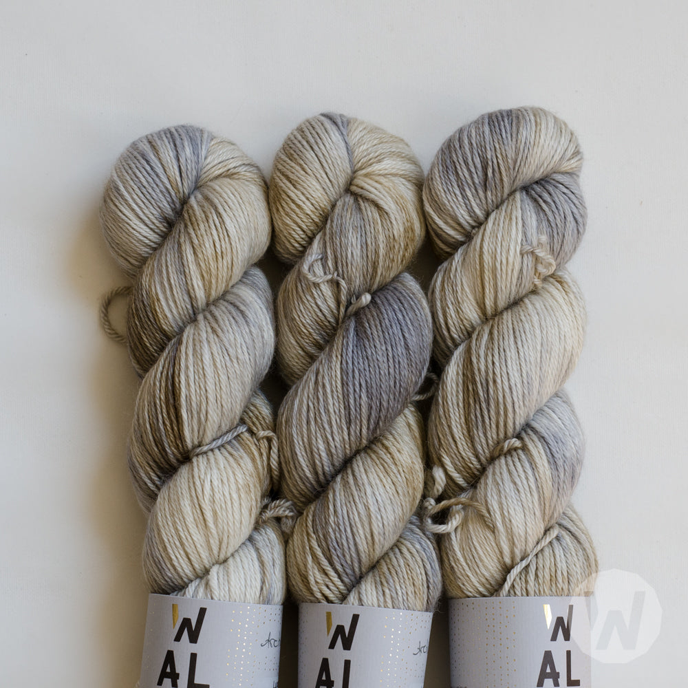 Luxe DK &quot;Arctic Wolf&quot; - ready to ship colors