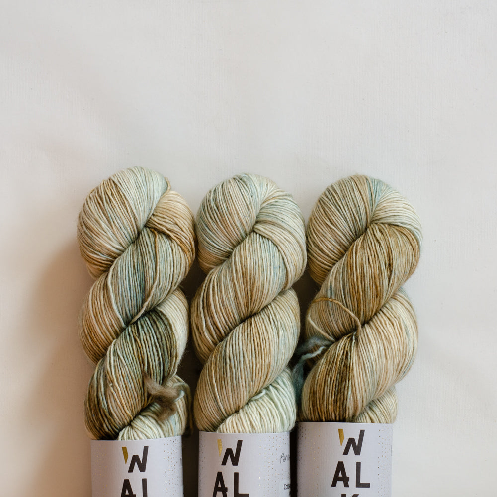 Cottage Merino &quot;Permafrost&quot; - versandfertige Farben