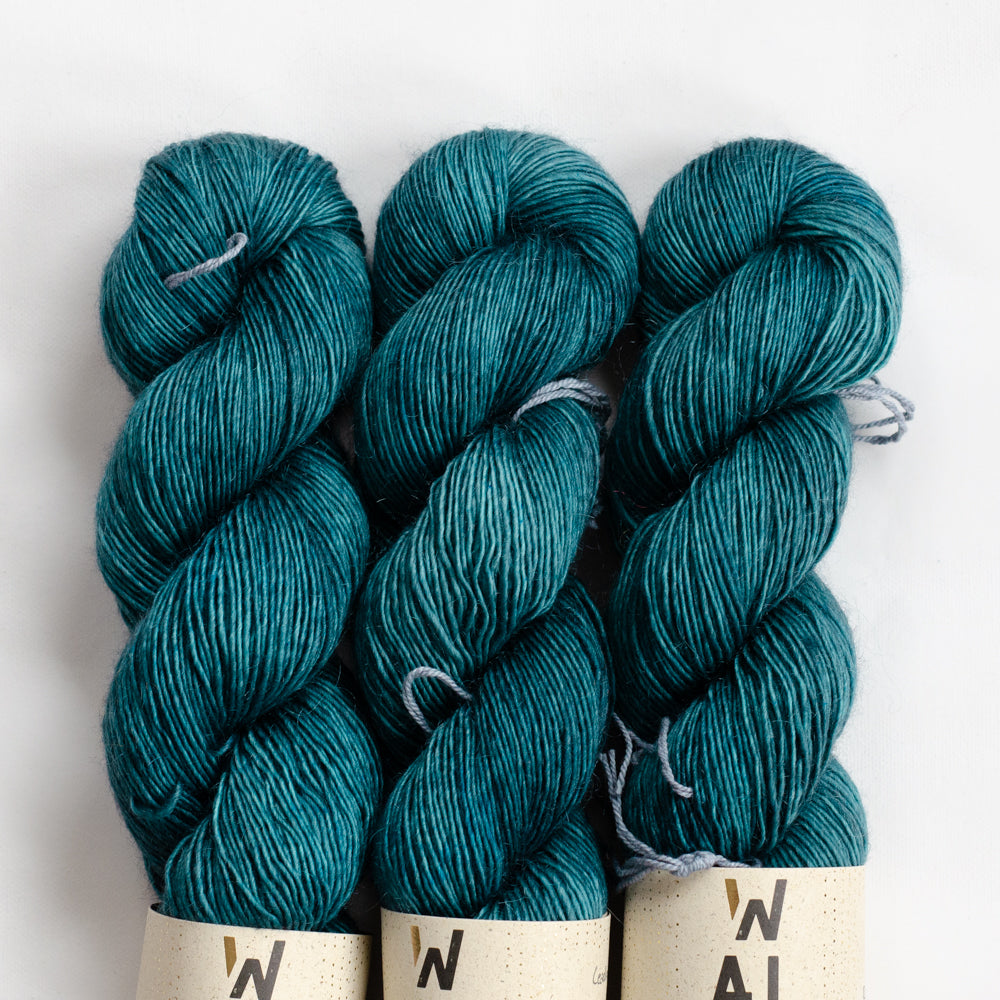 Cottage Mohair "Leaden Sky" - versandfertige Farben