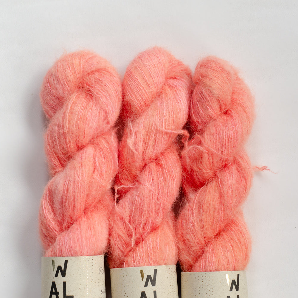 Suri Fluff "Goiaba" - ready to ship colors