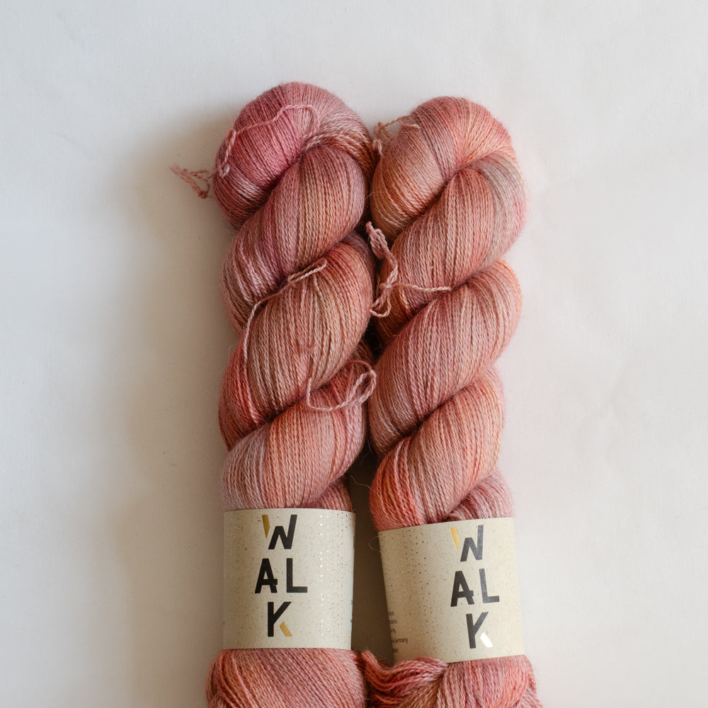 Luxe Lace "Blush" - versandfertige Farben