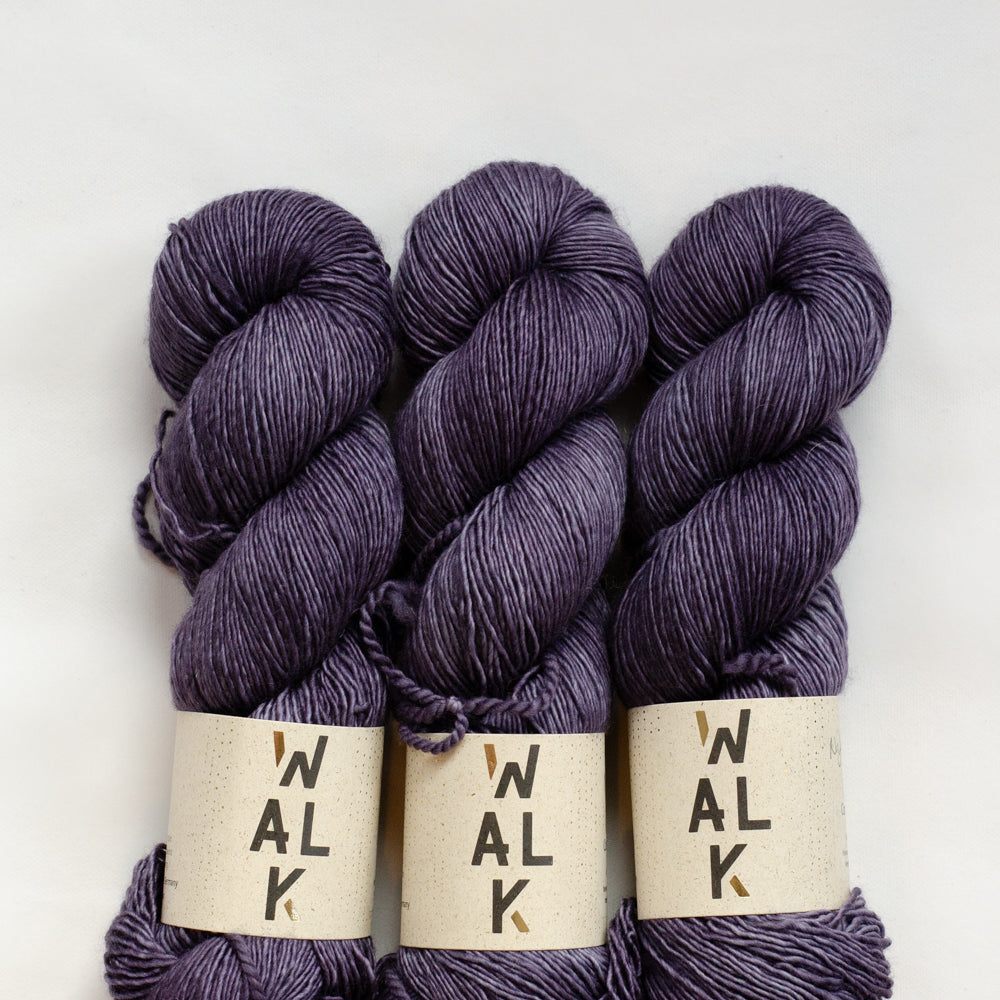 Cottage Merino "Nightshade" - versandfertige Farben